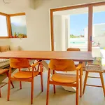 Esperanca Villa *